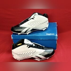 NEW Reebok U Form Nfl Football cleats Sz 13.5
